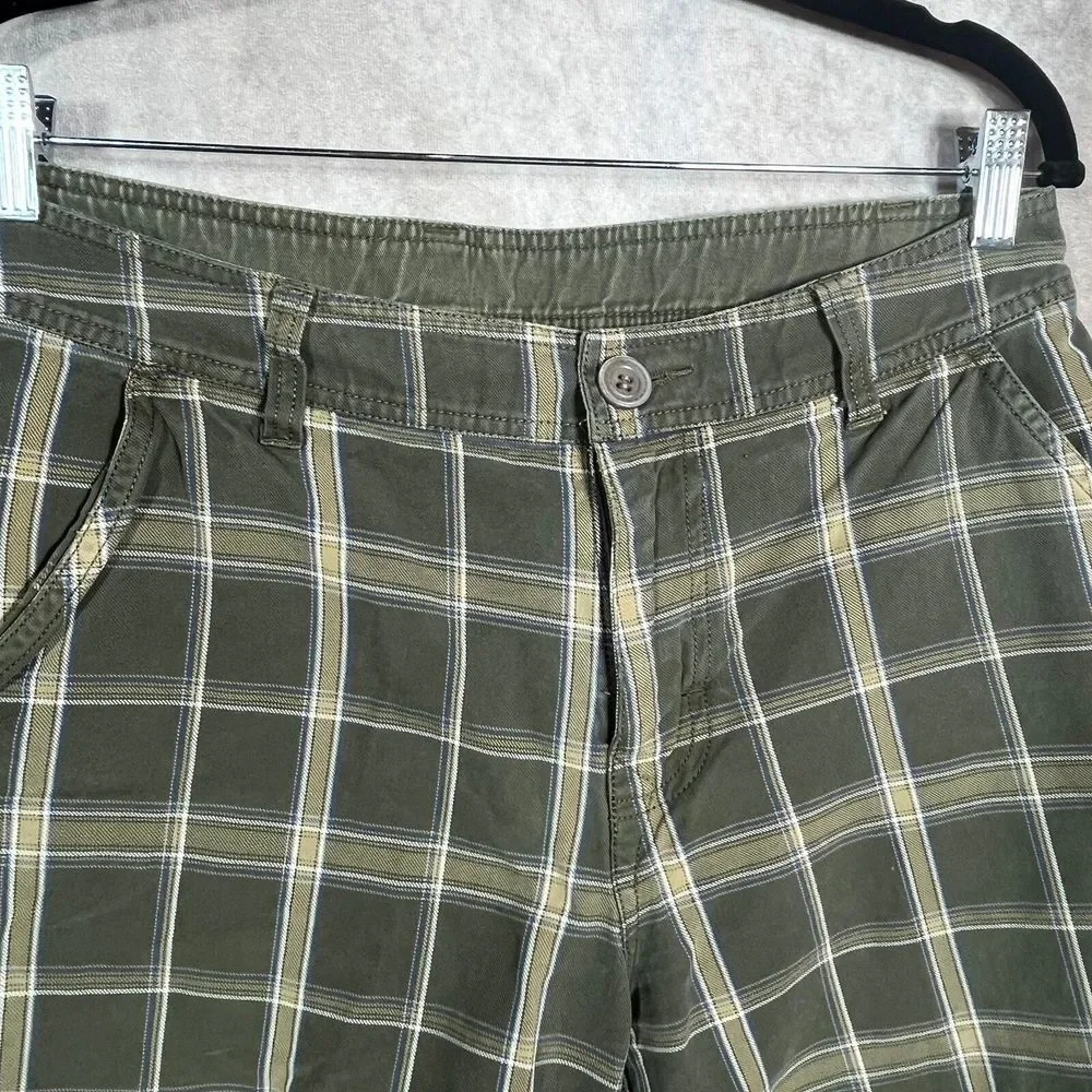 The North Face Chino Shorts Mens Size 32 Green‎ Plaid Flat Front Outdoor Casual